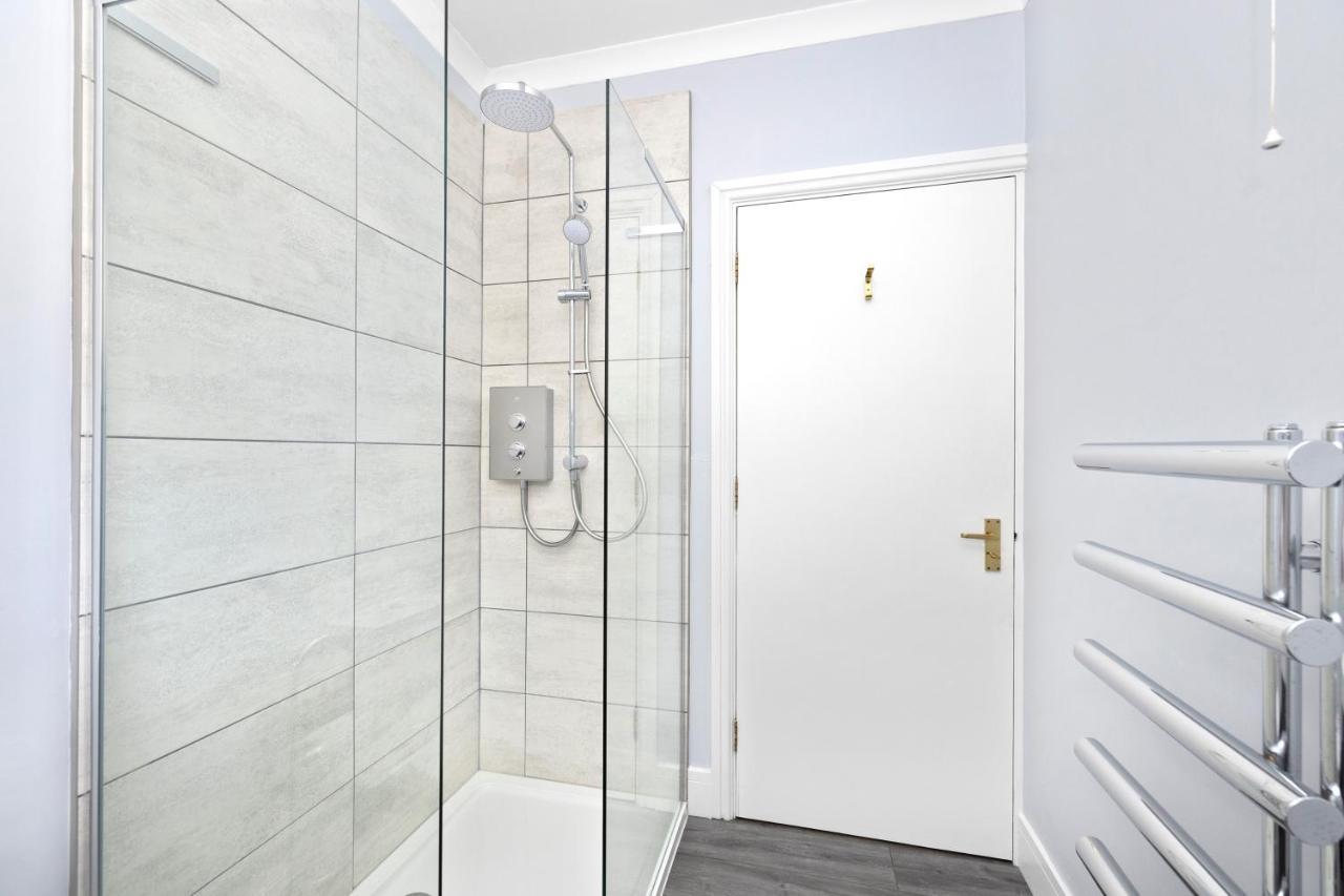 Appartement Joivy Modern Flat On Rose Street à Édimbourg Extérieur photo